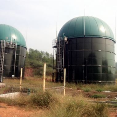 Podwójne membrany gazowe na Digester